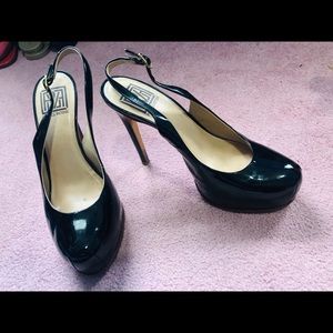 Pour la Victoire slingback Platform Pump